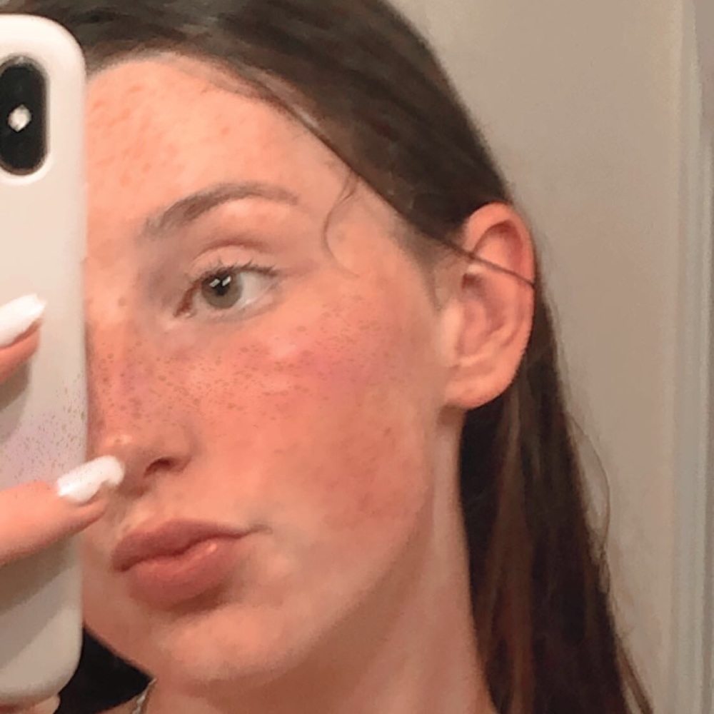 Meet your Posher, Izzy